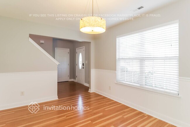 Building Photo - 3142 Blueberry Dr