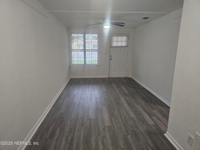 Foto del edificio - 5237 San Juan Ave