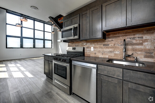 1BR, 1.5BA - 1008 SF - Kitchen - South Street Lofts