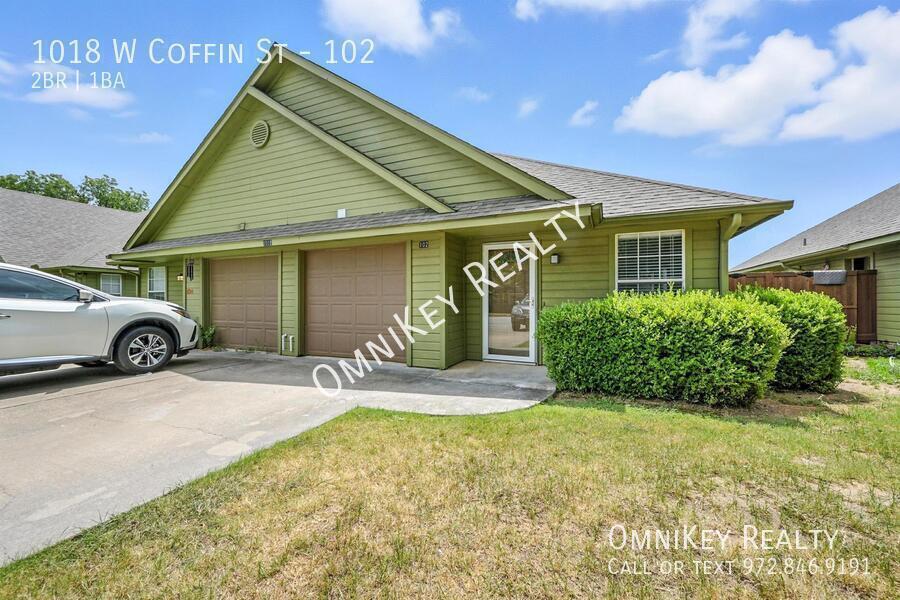 Primary Photo - 1018 W Coffin St