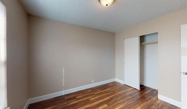 Building Photo - 149 Michael Dr