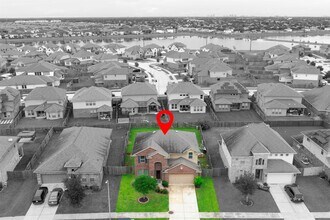 Building Photo - 18514 Providence Lndg Ln
