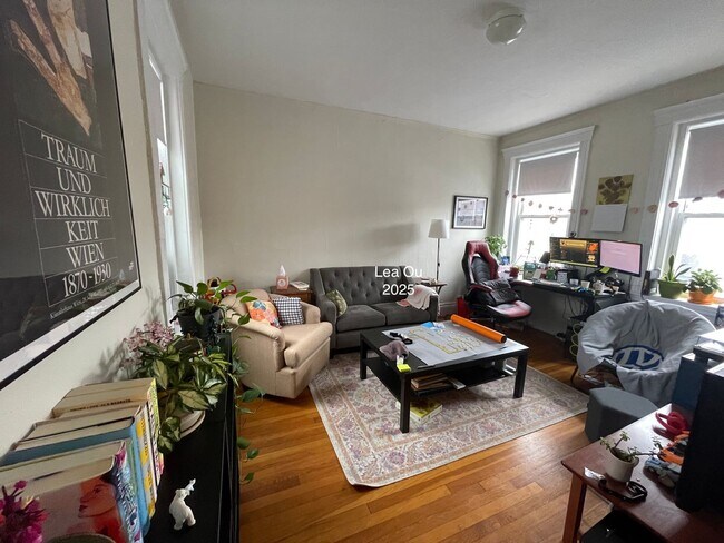 Foto del edificio - NO FEE! SEPT HUGE 1bed in Allston! Student...
