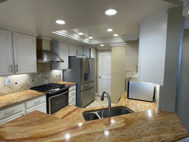 Foto del edificio - 2315 Boxwood Pl