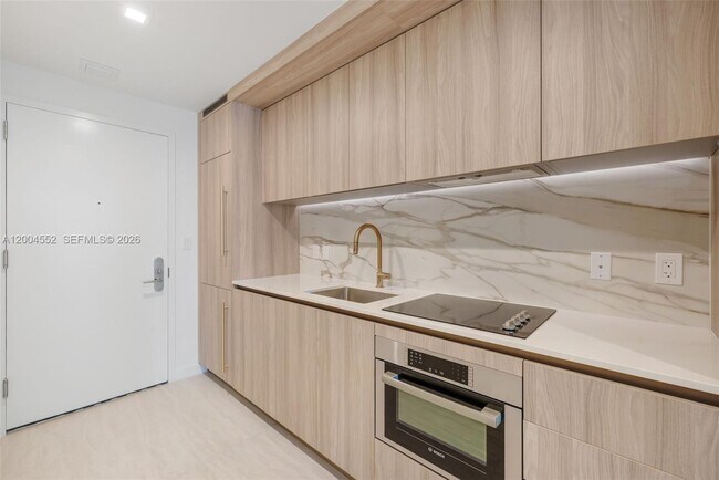 Foto del edificio - 77 SE 5th St