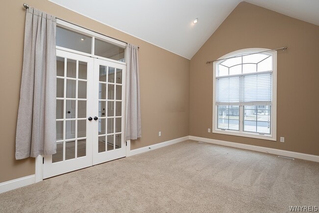 Building Photo - 9 Hidden Creek Ct