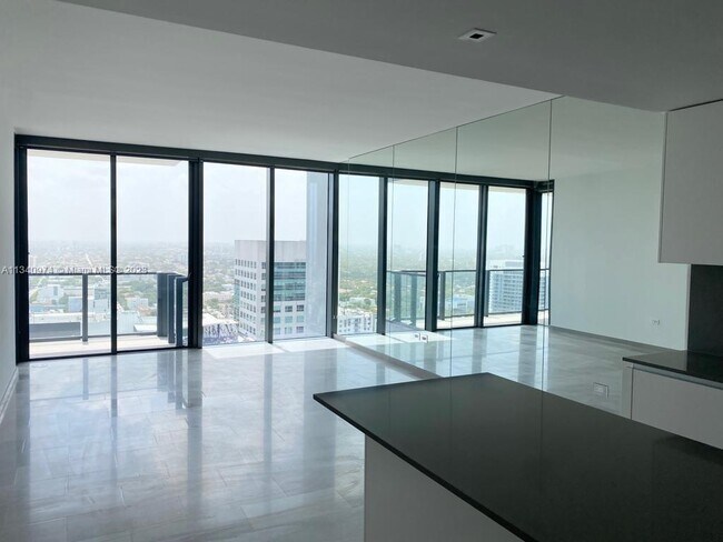Foto del edificio - 88 SW 7th St