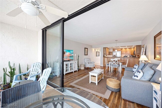 Foto del edificio - 25810 Hickory Blvd