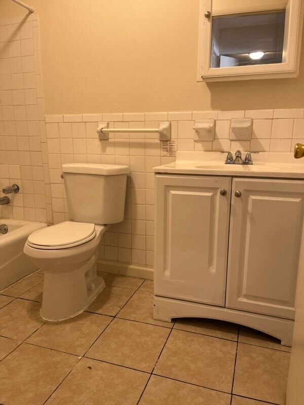 Bathroom - just renovated! - 9943 Sloane Sq