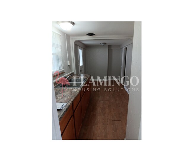 Foto del edificio - Comfortable 2-Bedroom Home with Garage & S...