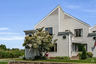 Building Photo - 9 Bridgewaters Dr