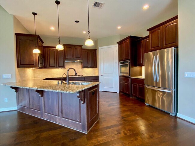 Foto del edificio - 78 Floral Hills Ln