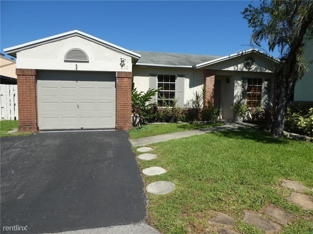 Primary Photo - 3 br, 2 bath House - 810 Cumberland Ter