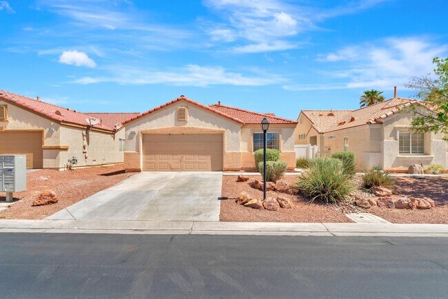 Building Photo - Gated Community  Single Story In North Las...