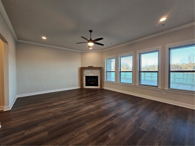Foto del edificio - 1450 Sessile Oak Wy