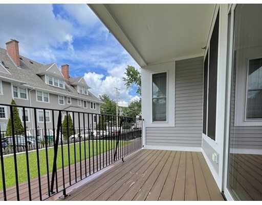 Foto del edificio - 429 Cherry St