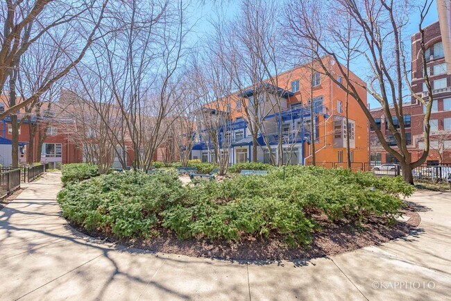 Building Photo - 1141 W Washington Blvd