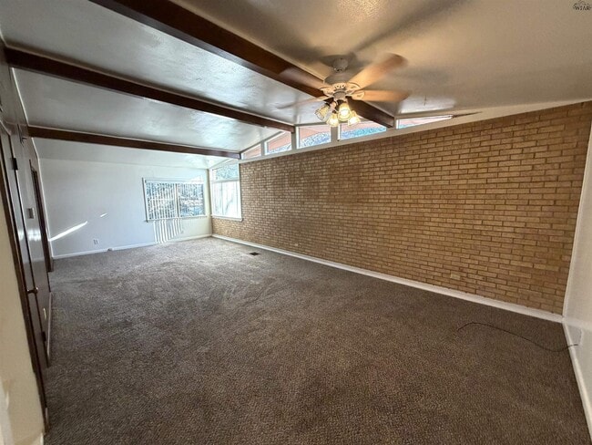 Building Photo - 4508 Bermuda Ln