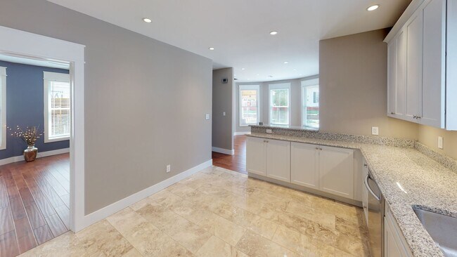 Building Photo - 1603 Forest Ave