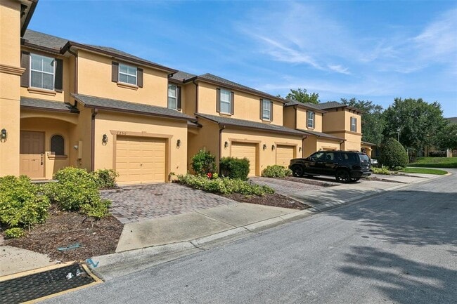 Foto del edificio - 1250 Twin Trees Ln