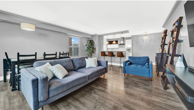 Foto del edificio - 3600 N Lake Shore Dr