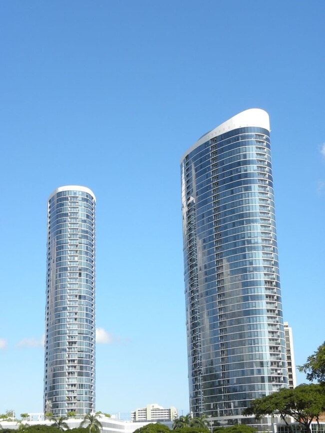 Building Photo - 1288 Kapiolani Blvd