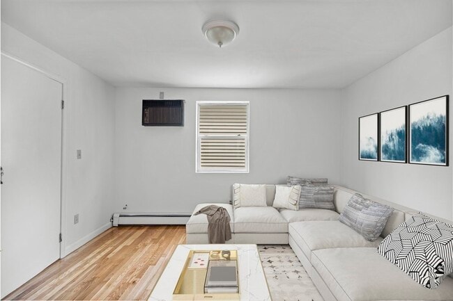 Building Photo - 155 5th St