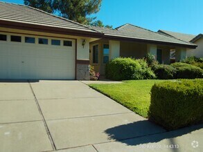 Building Photo - 1325 Jamie Dr
