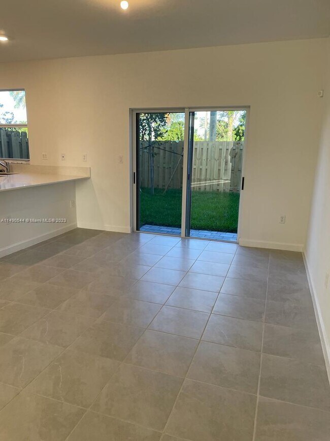 Building Photo - 29171 SW 162nd Ct