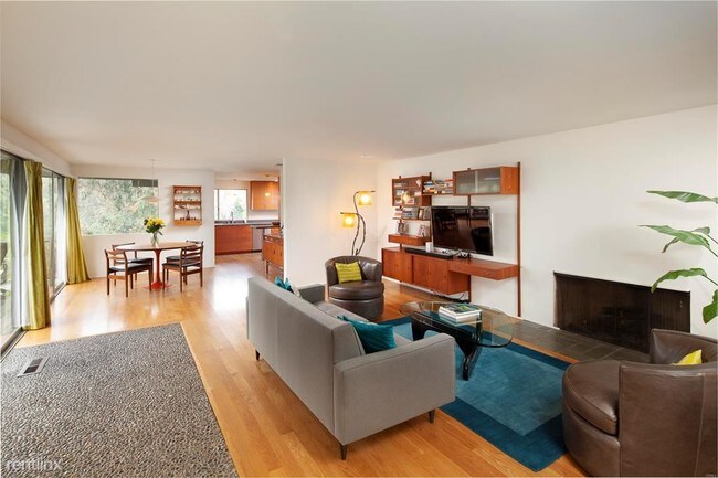 Foto del edificio - 2 br, 2 bath House - 995 Ellington Ln