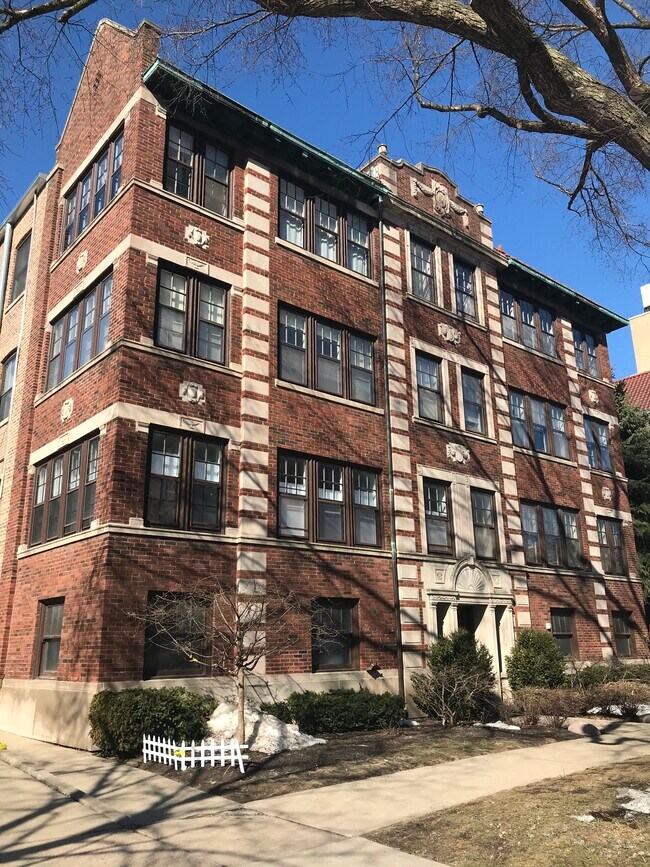 Exterior, front entrance - 830 Hinman Ave