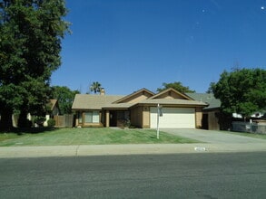 Building Photo - 4608 Tilyard Ct
