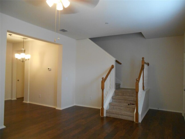 Building Photo - 4900 Stone Gate Trail