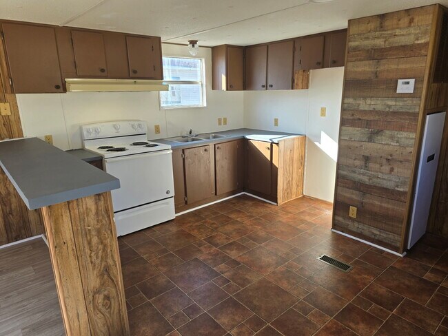 Foto del edificio - 472 Ruben Wells Rd