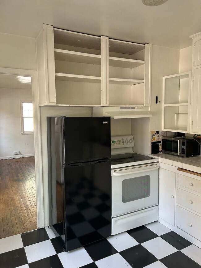 Foto del edificio - **MIDTOWN - READY FOR MOVE IN** 2 Bedroom/...