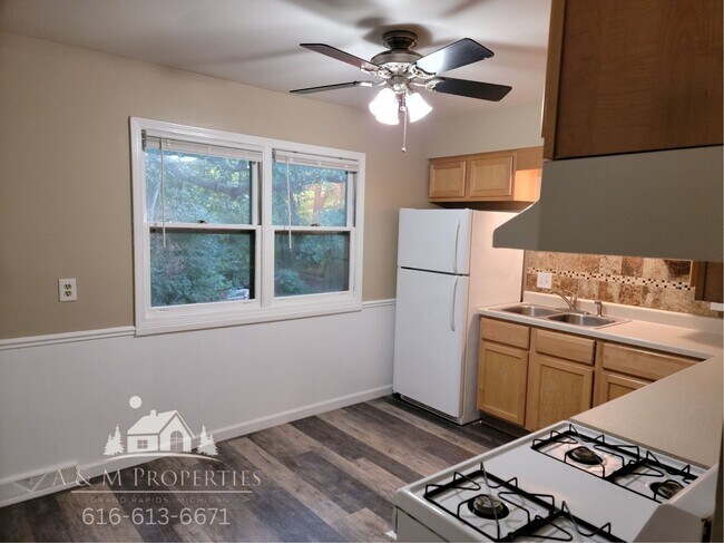 Foto del edificio - 5809 Christie Ave SE