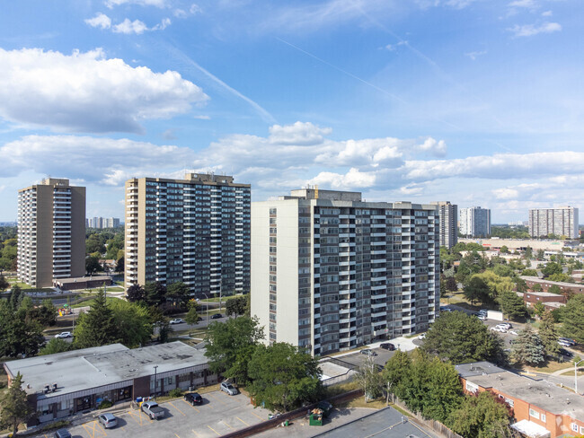 Aerial Photo - 100 Sprucewood Court