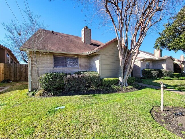 Building Photo - 12404 Riva Ridge Ln