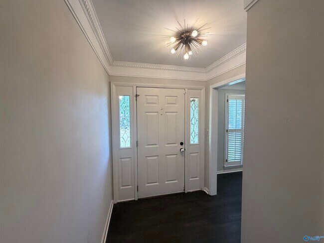 Foto del edificio - 8711 Edgehill Dr SE
