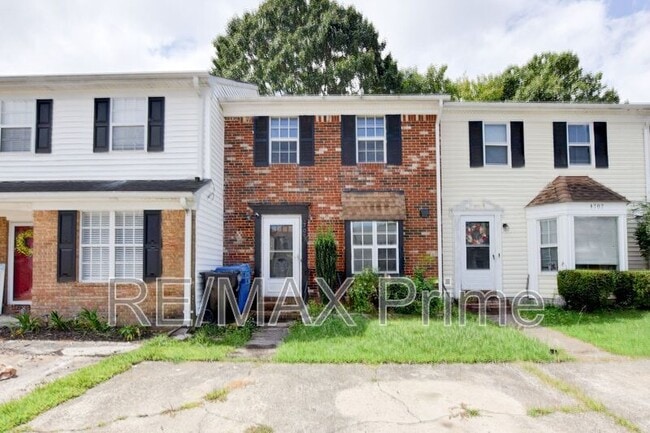 Photo - 4705 White Tail Ct House