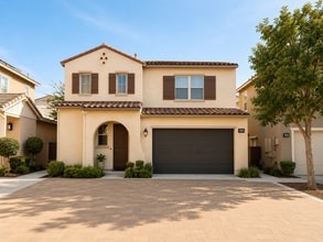 Building Photo - 3849 Oakville Ave