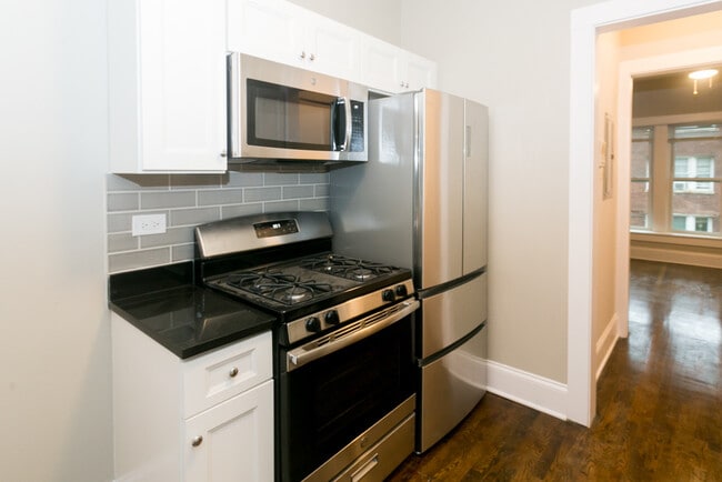 Foto del edificio - 4706 N Racine Ave