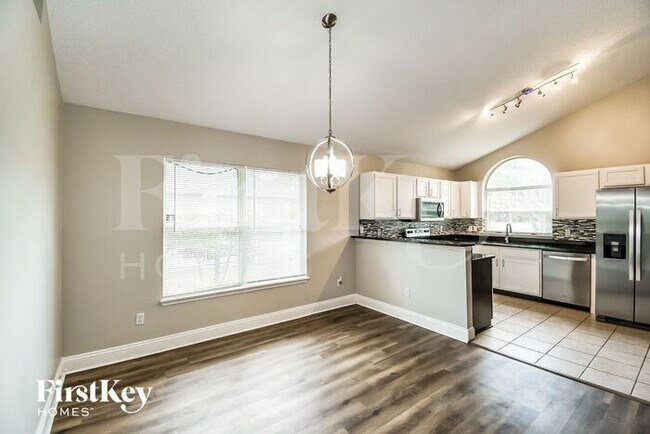 Foto del edificio - 10534 Otter Creek Dr