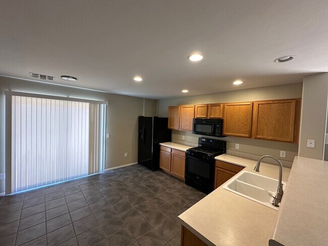 Building Photo - 7044 S Brickellbush Ln