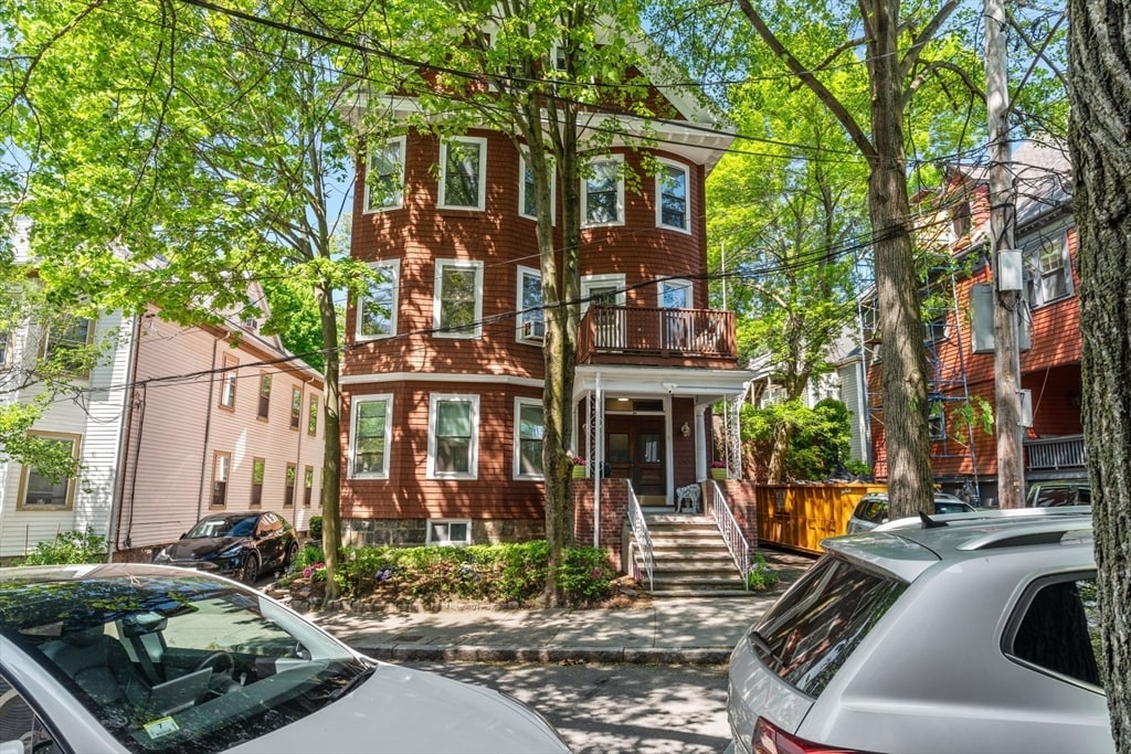Primary Photo - 40 Perry St