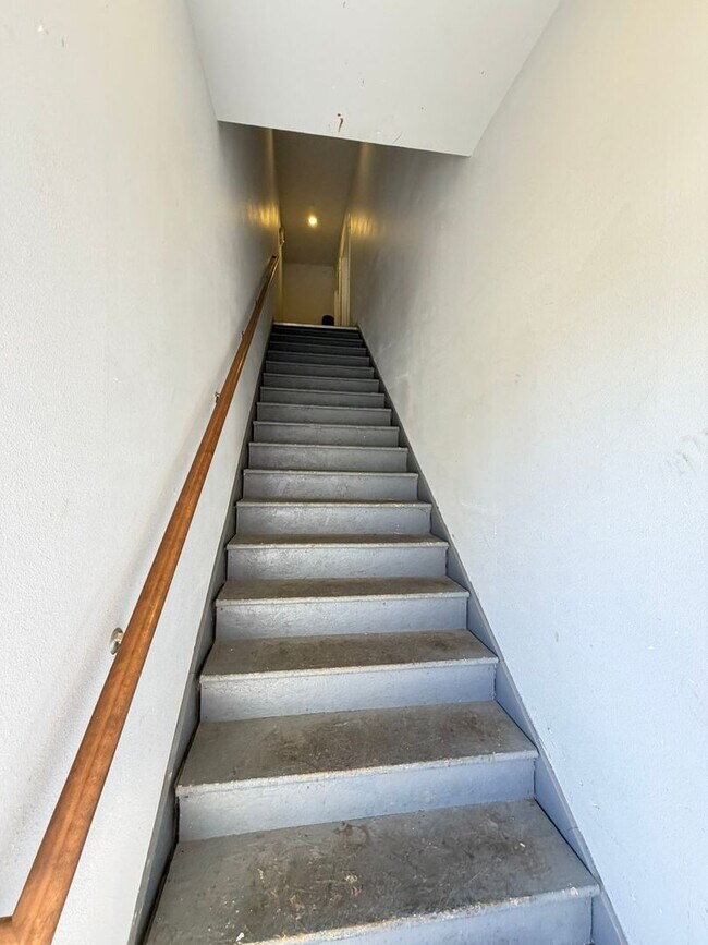 Foto del edificio - 103 W Bishop Way