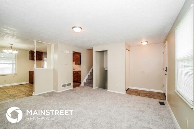 Foto del edificio - 4166 Clayridge Ln