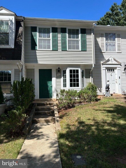 Foto del edificio - 8447 Braxted Ln