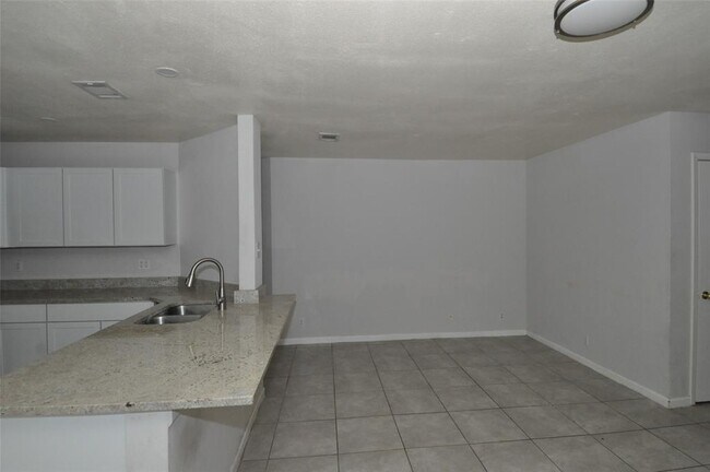 Foto del edificio - 9910 Brasher Dr