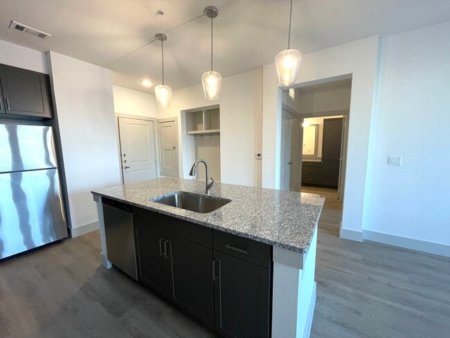 Building Photo - 4320 S Legacy Dr